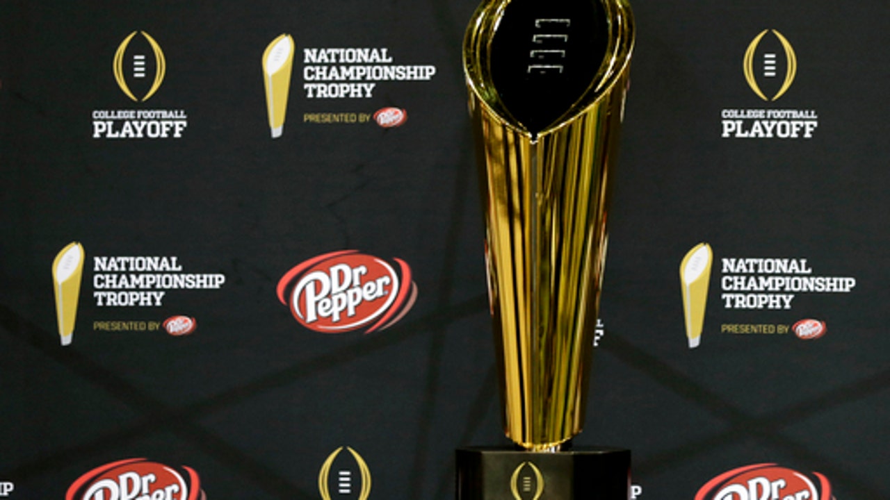'Bama on verge of unprecedented run, with Clemson in the way